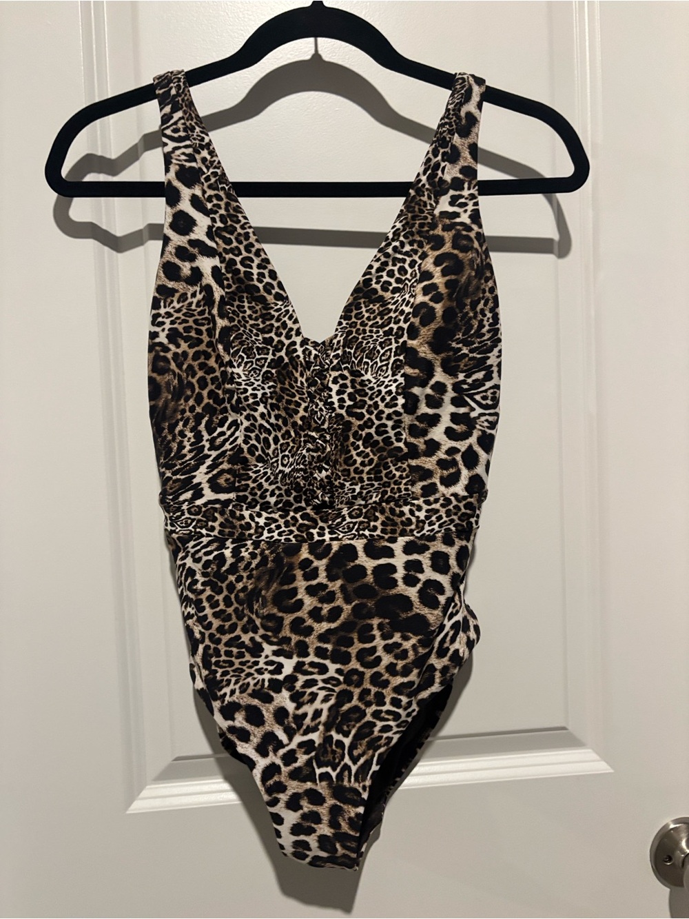 Sea Level Macrame Wild Side Plunge 🐆 - Picture 4 of 10